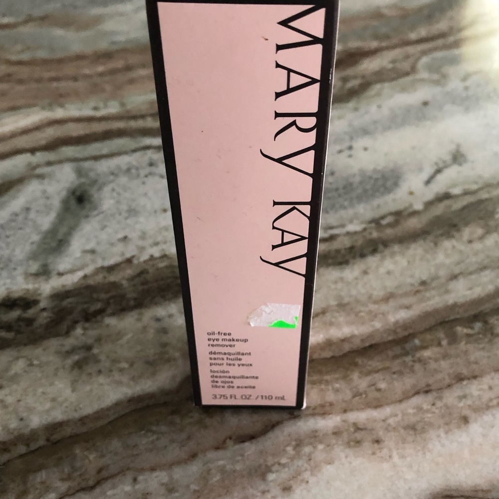 Mary Kay oil free Eye makeup remover